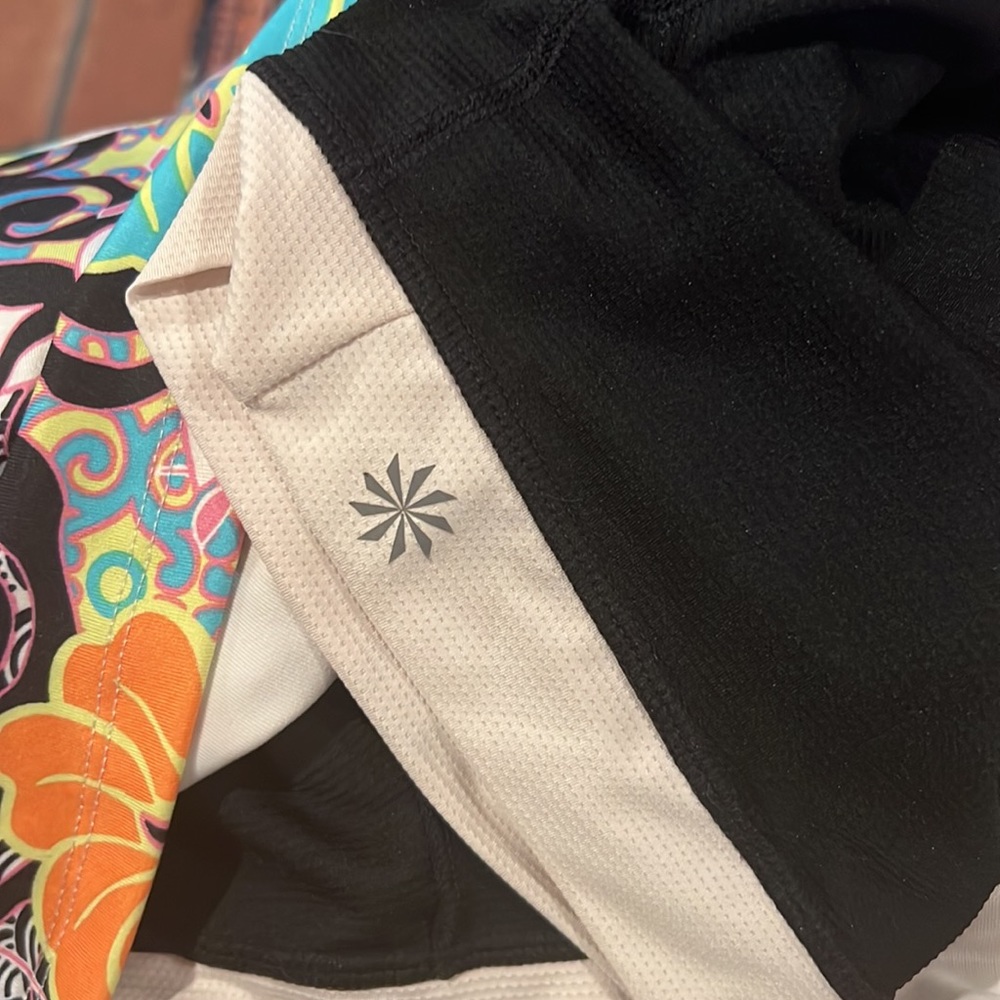 Athleta Multi Pattern Skort Size Small - image 6